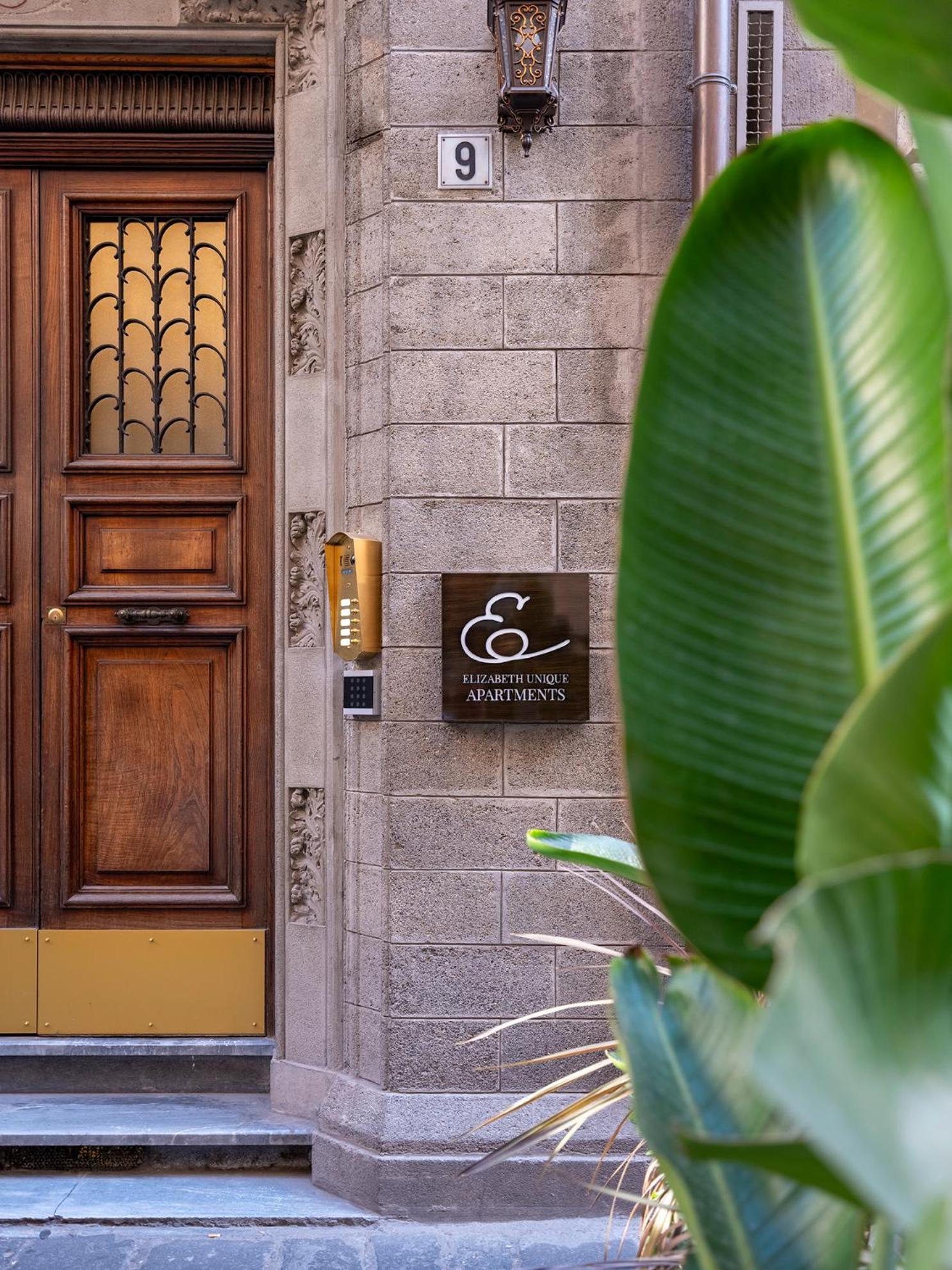 Elizabeth Unique Apartments - A Member Of Design Hotels Рим Экстерьер фото
